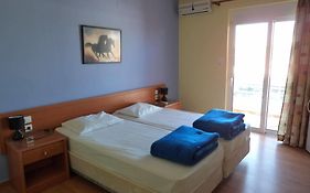 Rea Hotel
